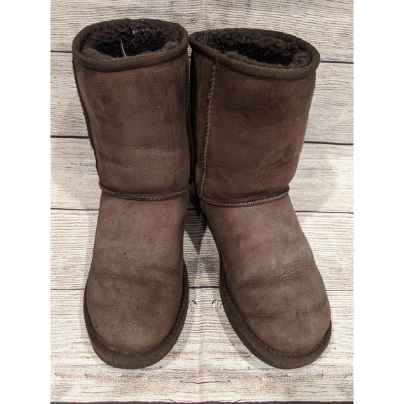 Ugg Boots short - Picture 1 of 7